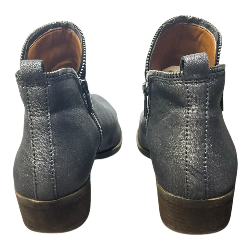 ✨ Lucky Brand Silver Leather Ankle Boots | Size‎ 10 ✨